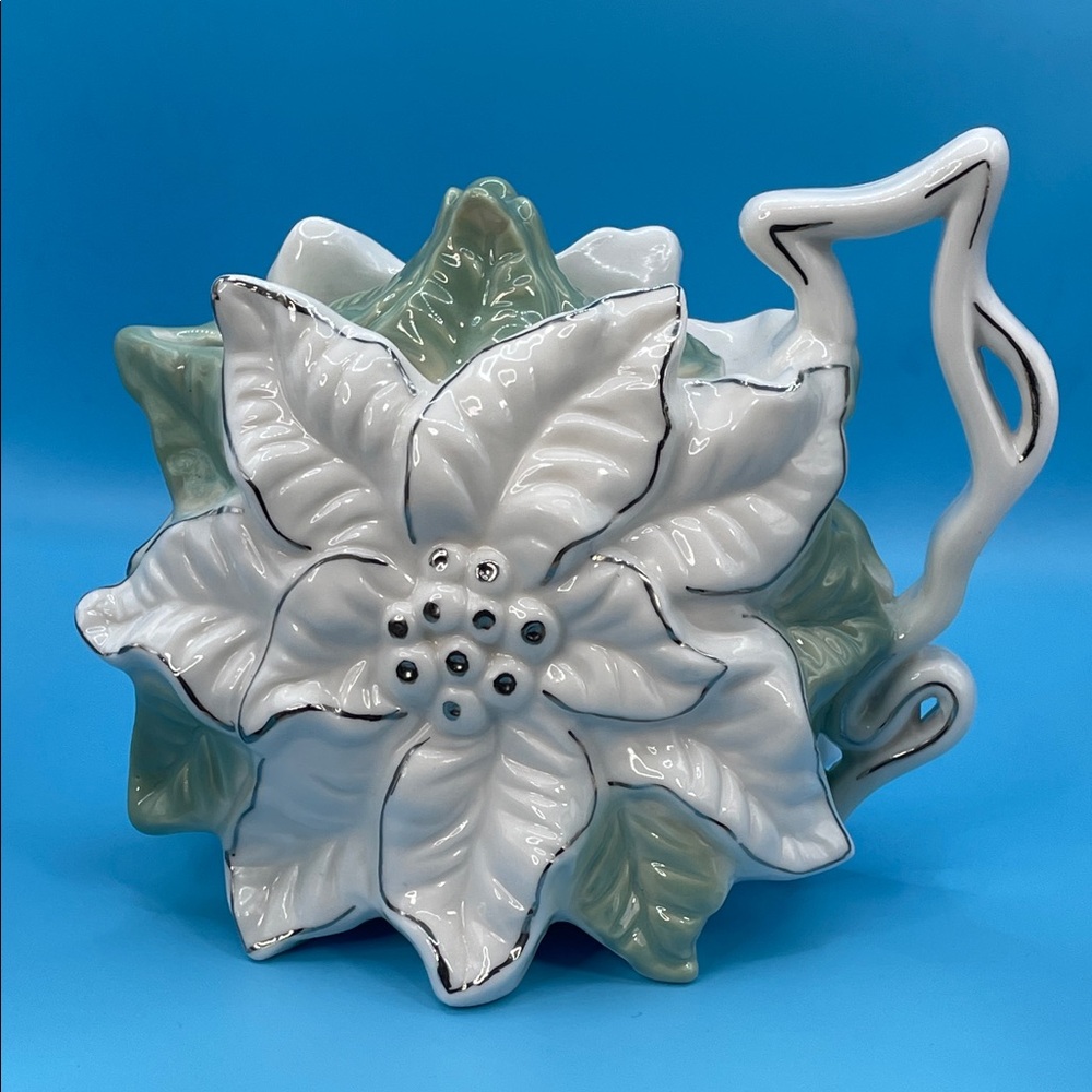 Vintage Poinsettia Tea Pot
